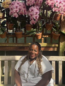 "Essence Leslie"
